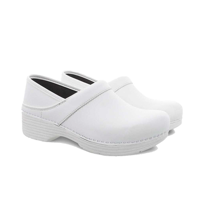 Dansko white sales nursing clogs